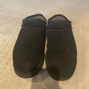 Black Ugg Classic Slipper Size 9